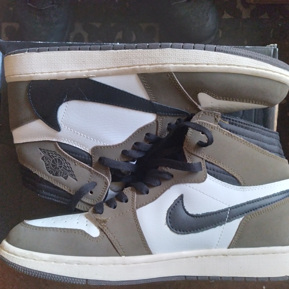 Jordan Travis Scott cactus jack